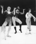 Les Saltimbanques (Scoglio, 1973): Susan Cooper, Keith Hodiak, Sally Owen. Photo © Alan Cunliffe. RDC/PD/01/243/1