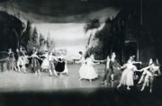 Night Shadow (Balanchine, 1946/1961). Photo © Iliffe, Allegro Photographic Studios. RDC/PD/01/178/2